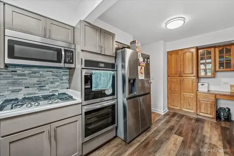 258 Cove Drive Flossmoor IL 60422