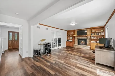 258 Cove Drive Flossmoor IL 60422