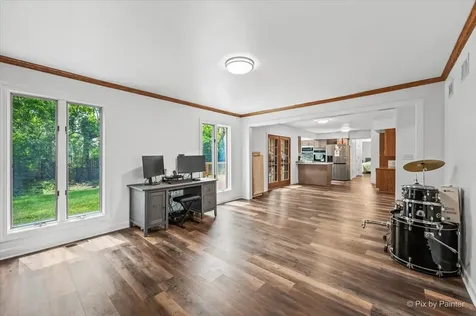 258 Cove Drive Flossmoor IL 60422