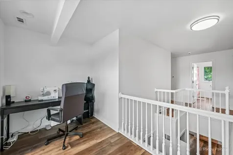 258 Cove Drive Flossmoor IL 60422