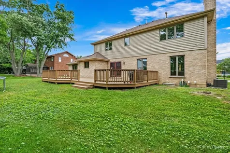 258 Cove Drive Flossmoor IL 60422