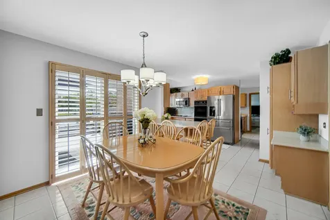 1809 185TH Street Lansing IL 60438