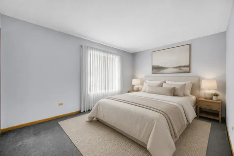 1809 185TH Street Lansing IL 60438