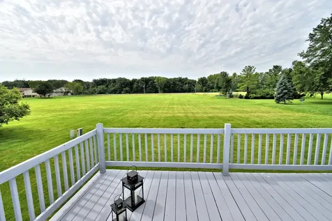 1809 185TH Street Lansing IL 60438