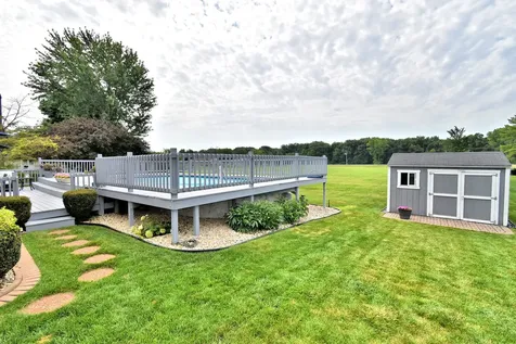 1809 185TH Street Lansing IL 60438