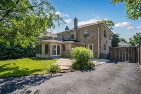 915 Indian Road Glenview IL 60025