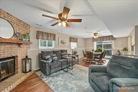 641 Devonshire Lane Crystal Lake IL 60014