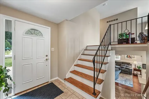 641 Devonshire Lane Crystal Lake IL 60014