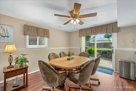 641 Devonshire Lane Crystal Lake IL 60014
