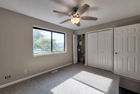 395 Wilmington Drive Bartlett IL 60103