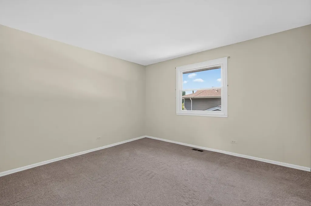 216 Samoset Lane Schaumburg IL 60193