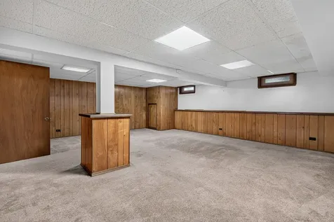 216 Samoset Lane Schaumburg IL 60193
