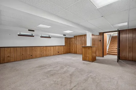 216 Samoset Lane Schaumburg IL 60193