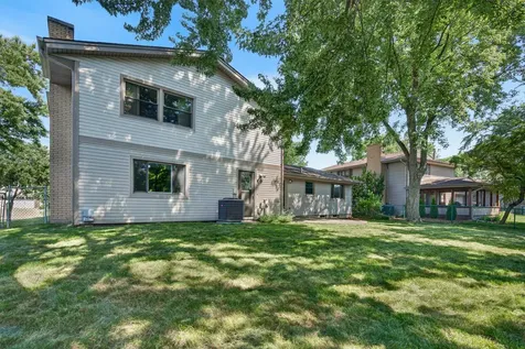 216 Samoset Lane Schaumburg IL 60193