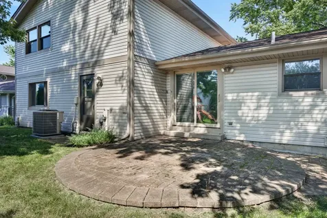 216 Samoset Lane Schaumburg IL 60193