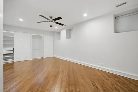 626 West Buckingham Place Chicago IL 60657