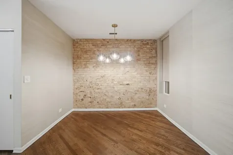 626 West Buckingham Place Chicago IL 60657