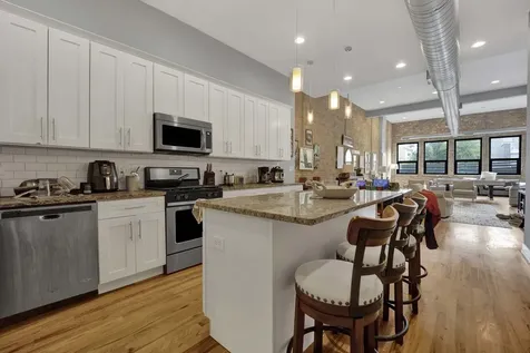 1015 West Lake Street Chicago IL 60607