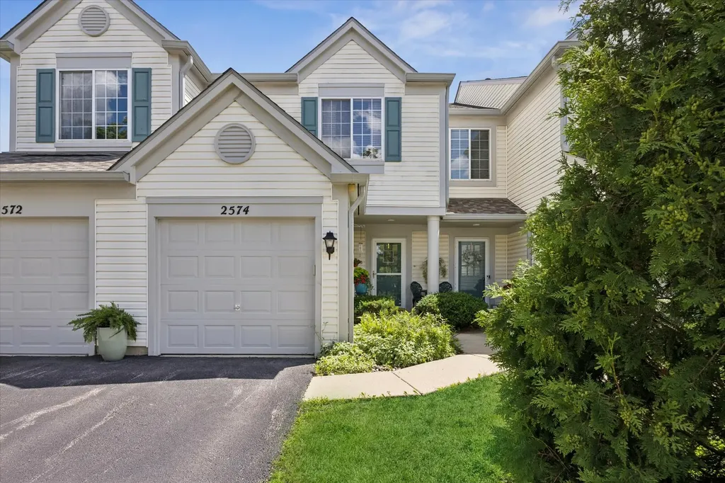 2574 Arcadia Circle Naperville IL 60540