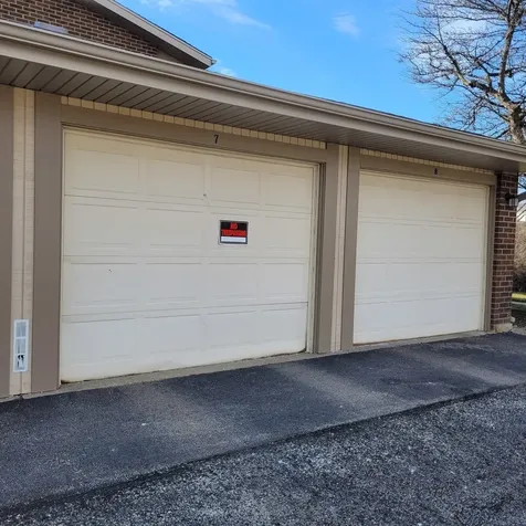 803 Garden Circle Streamwood IL 60107