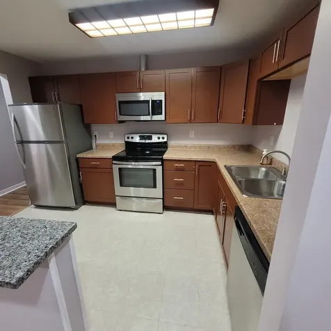 803 Garden Circle Streamwood IL 60107