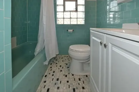 6326 North Artesian Avenue Chicago IL 60659