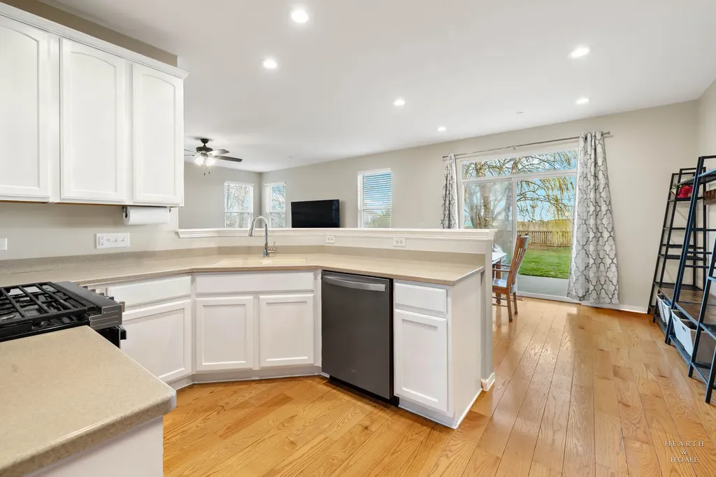 11646 Leland Lane Huntley IL 60142