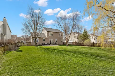 11646 Leland Lane Huntley IL 60142