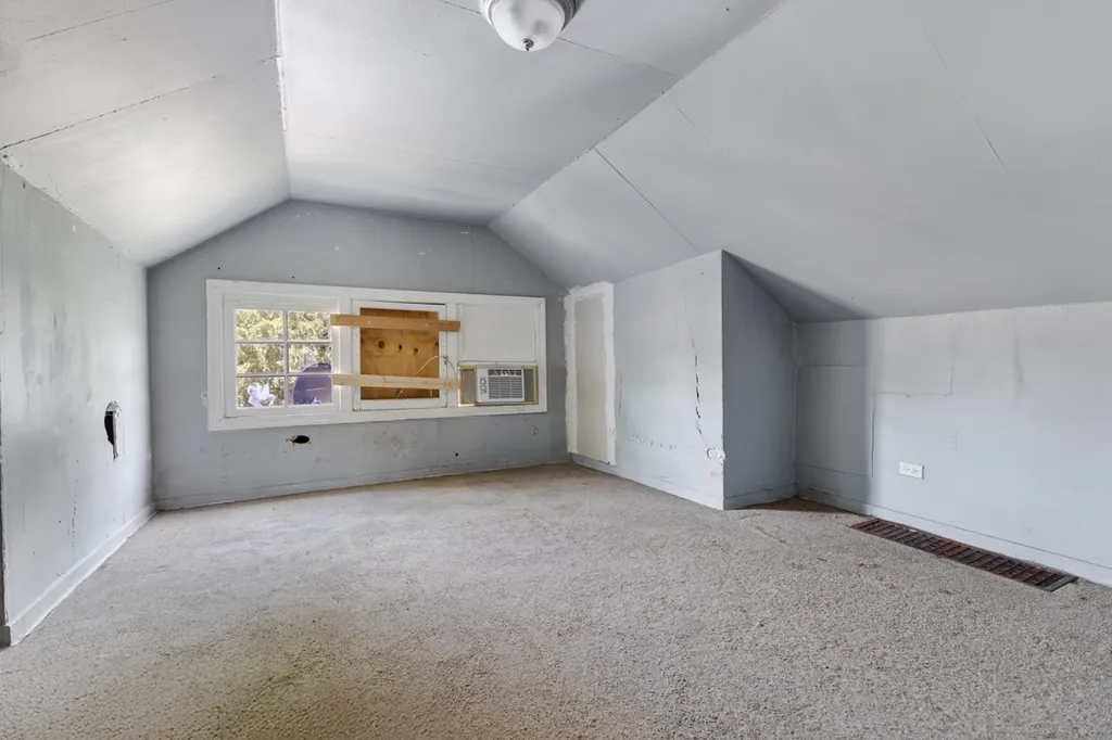 11442 South Normal Avenue Chicago IL 60628