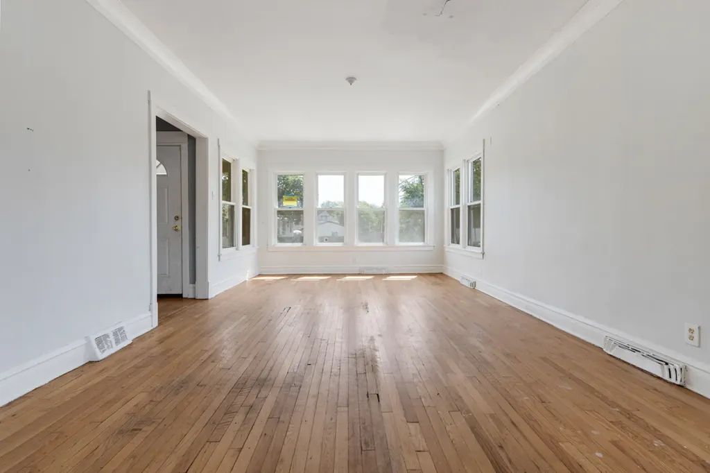 11442 South Normal Avenue Chicago IL 60628