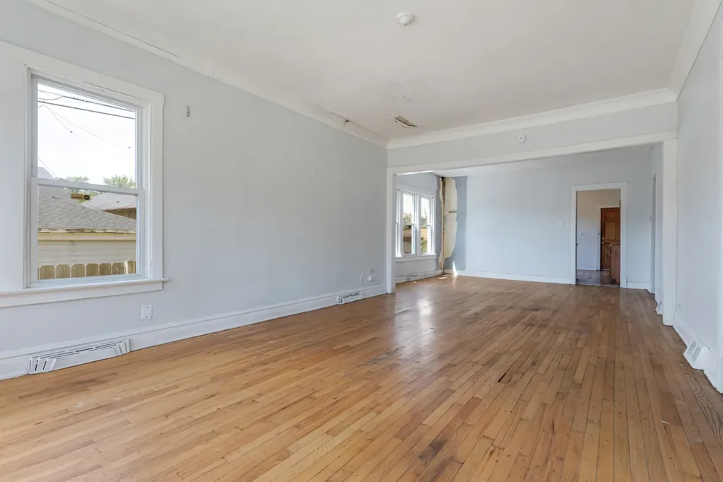 11442 South Normal Avenue Chicago IL 60628