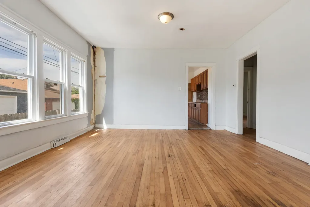 11442 South Normal Avenue Chicago IL 60628