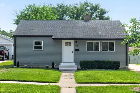 213 May Street Bensenville IL 60106