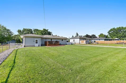 409 Glenwood Drive Belvidere IL 61008