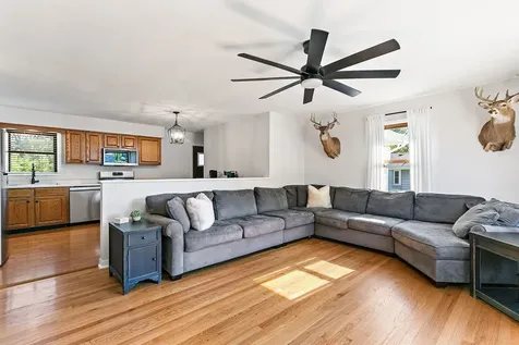 409 Glenwood Drive Belvidere IL 61008