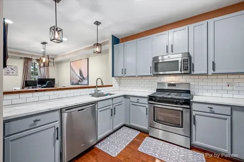 102 Neutrenton Avenue Elgin IL 60120