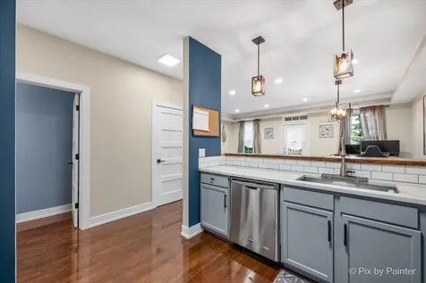 102 Neutrenton Avenue Elgin IL 60120