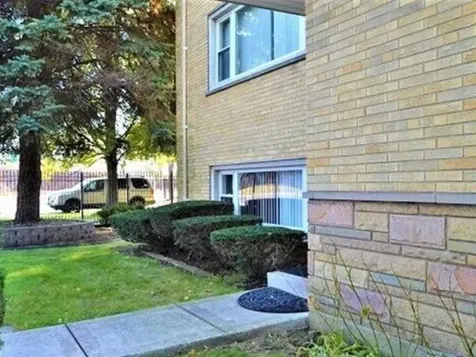 10300 South Avenue F Avenue Chicago IL 60617