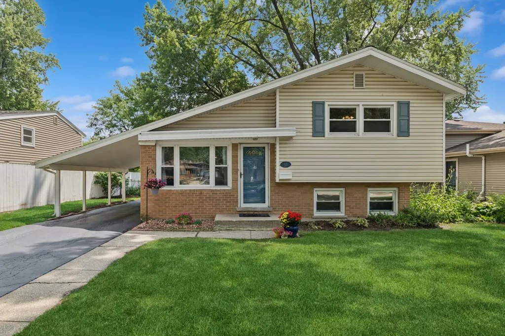 575 Lowden Avenue Glen Ellyn IL 60137