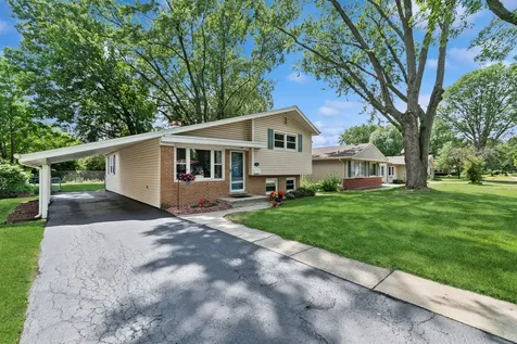 575 Lowden Avenue Glen Ellyn IL 60137