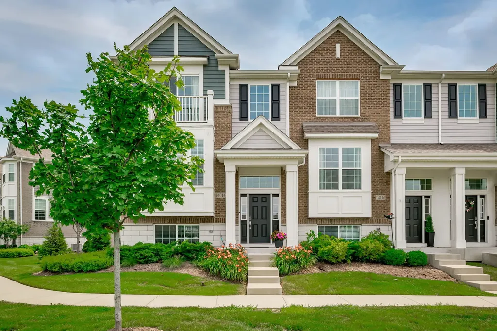 14014 South Sheridan Trail Homer Glen IL 60491