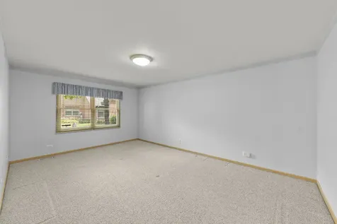 207 Ashley Way Bloomingdale IL 60108