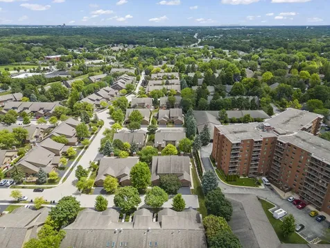 207 Ashley Way Bloomingdale IL 60108