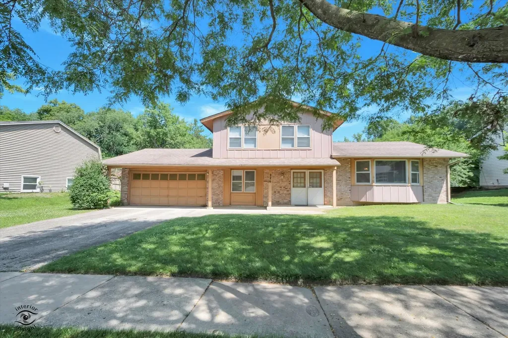 226 Charlestown Drive Bolingbrook IL 60440
