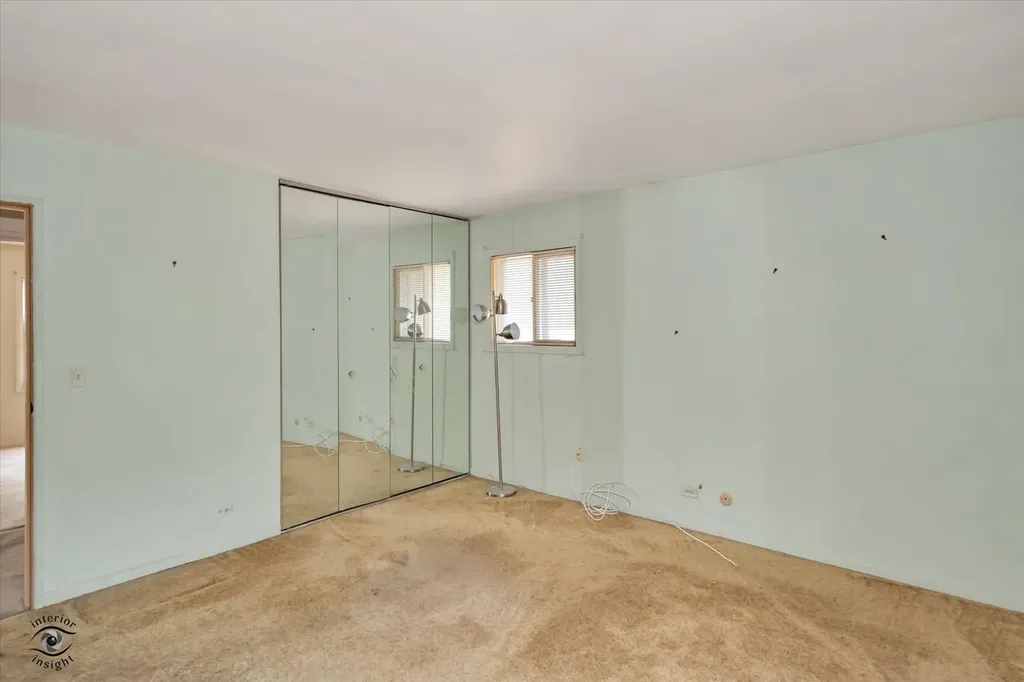 226 Charlestown Drive Bolingbrook IL 60440