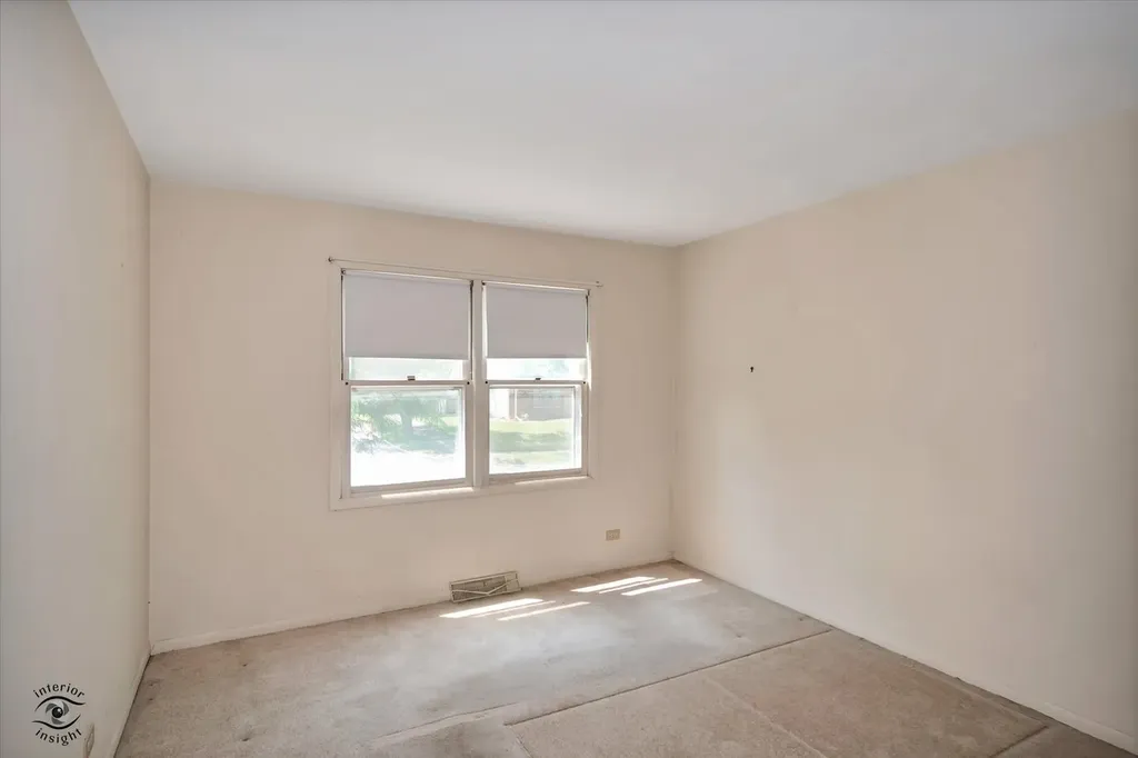 226 Charlestown Drive Bolingbrook IL 60440