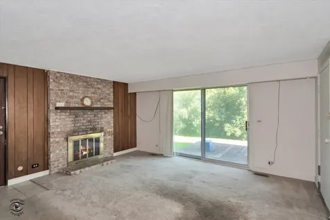226 Charlestown Drive Bolingbrook IL 60440