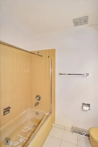 226 Charlestown Drive Bolingbrook IL 60440
