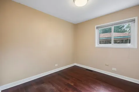 385 Anne Terrace Wheeling IL 60090