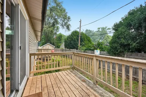 385 Anne Terrace Wheeling IL 60090